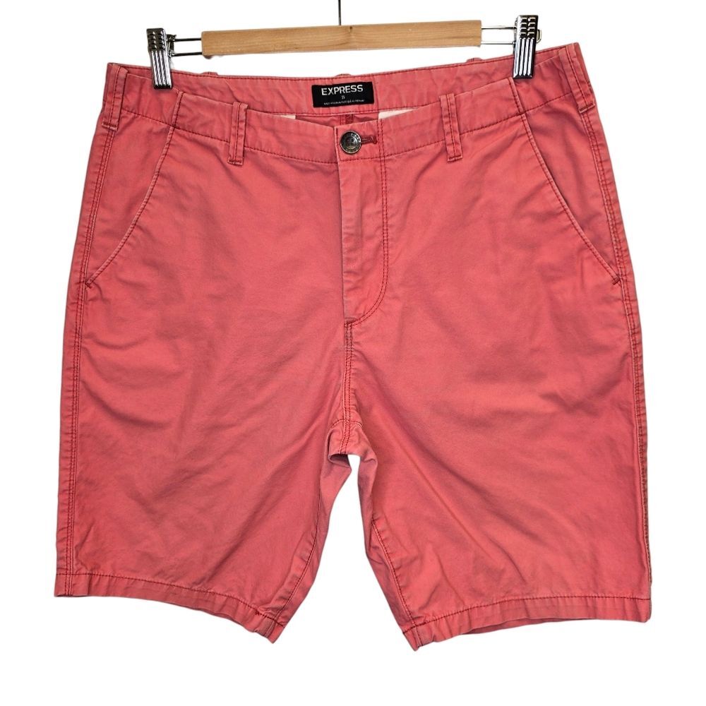 Express Men's 31 Coral Chino Shorts